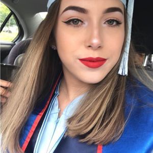 Meet your Posher, Bethanny